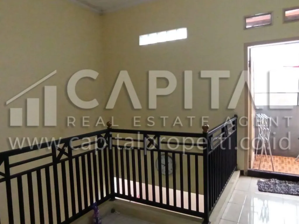 BU cepat! Jual rumah 2 lantai di Perum Dian Anyar Purwakarta | iklanova.com