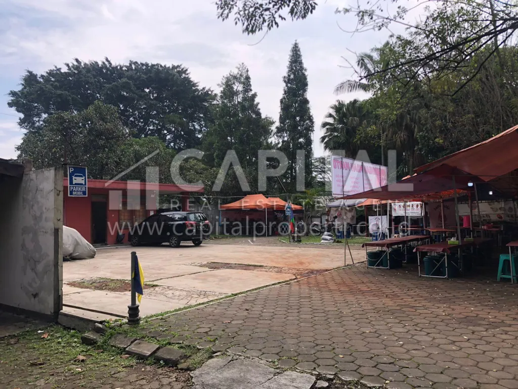 Hitung tanah! Rumah 2 lantai strategis di mainroad Gegerkalong Hilir Bandung Kota | iklanova.com