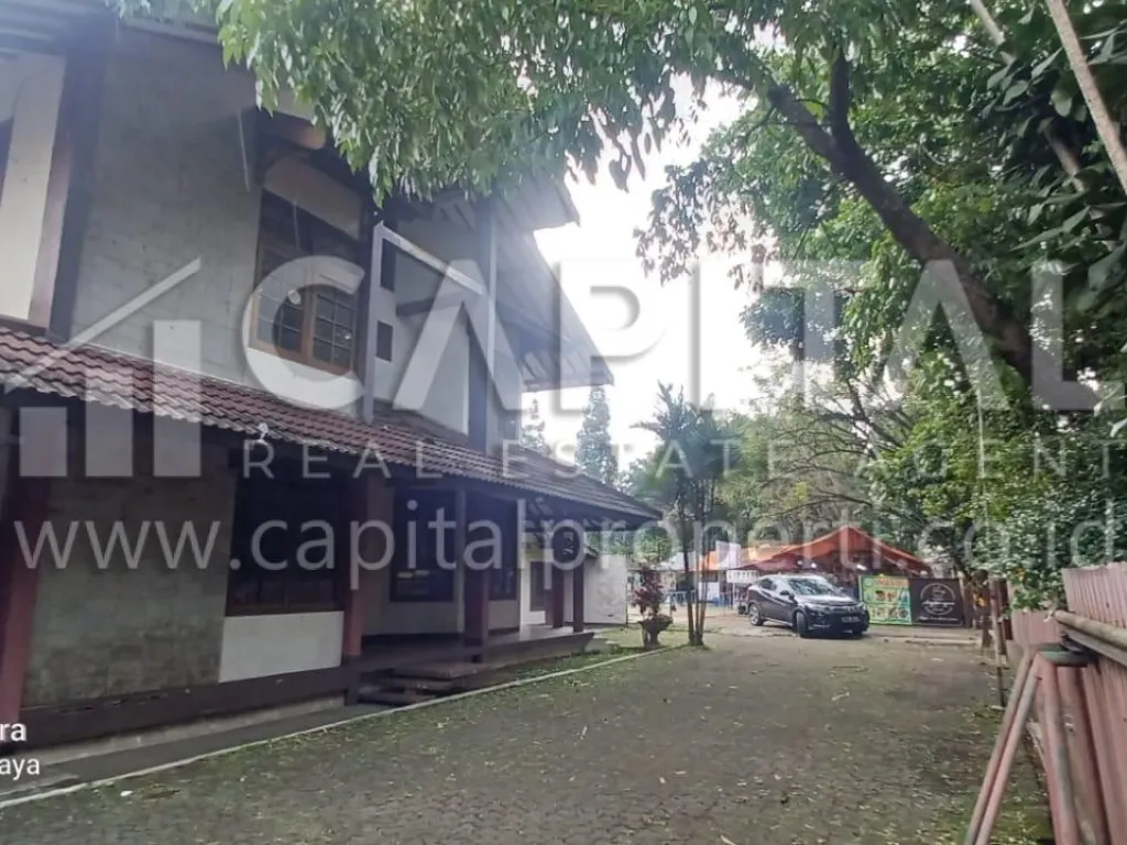 Hitung tanah! Rumah 2 lantai strategis di mainroad Gegerkalong Hilir Bandung Kota | iklanova.com