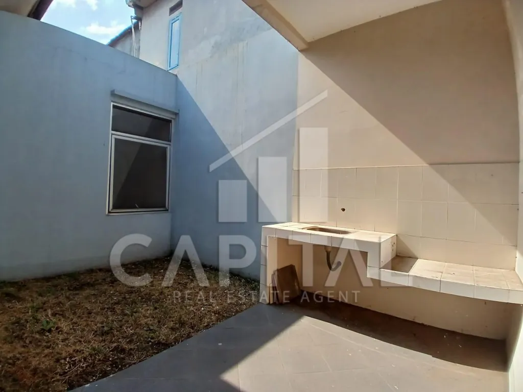 Jual 2 unit rumah di Kopo Lestari Bandung | iklanova.com