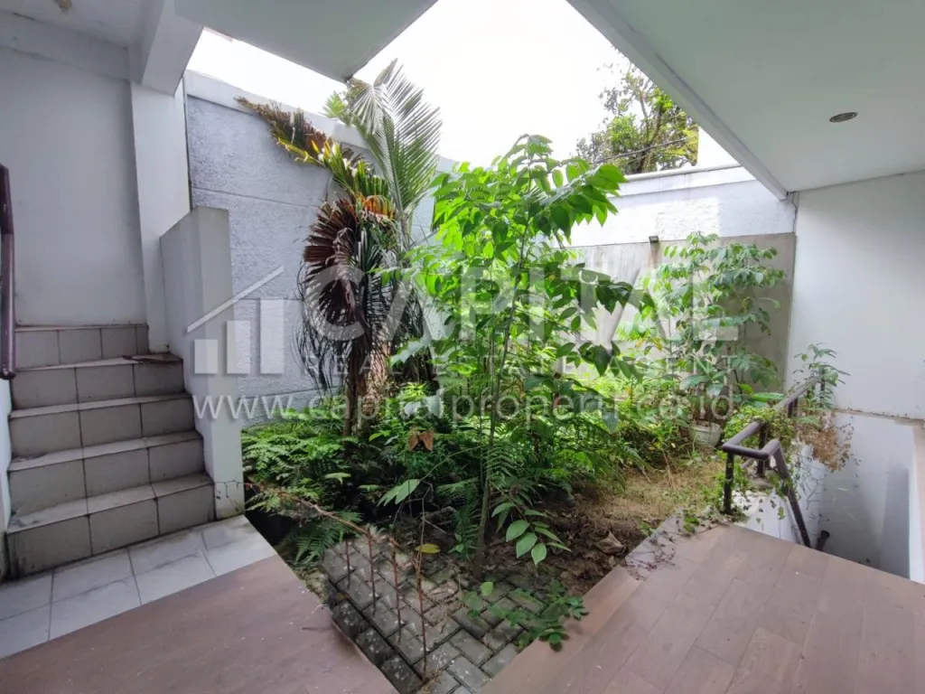 Jual cepat 2 rumah minimalis di area Kumala Garden sayap Pasteur Bandung (Unit C & D) | iklanova.com