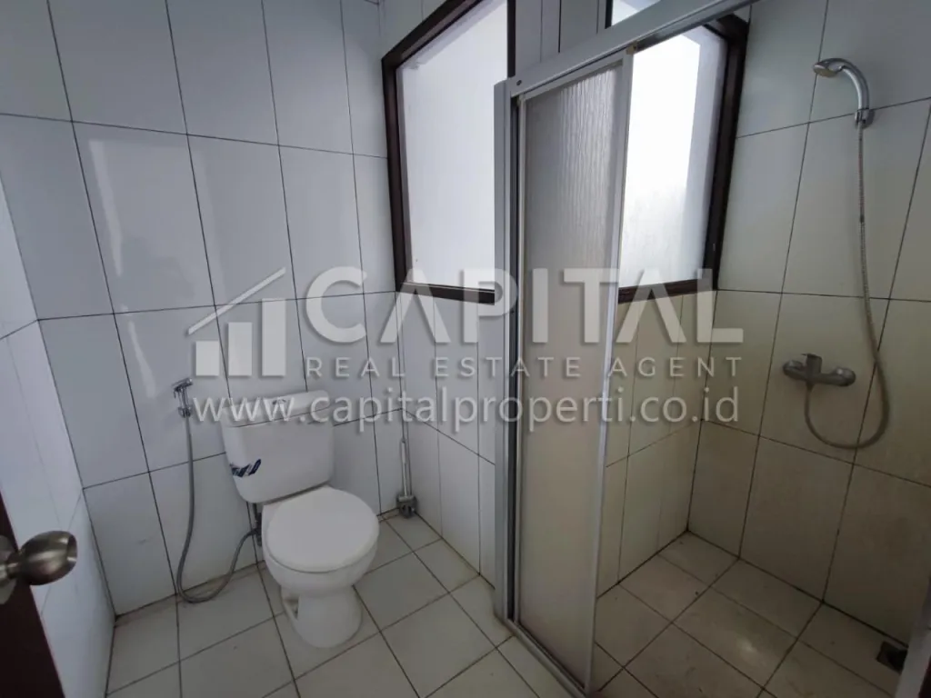 Jual cepat 2 rumah minimalis di area Kumala Garden sayap Pasteur Bandung (Unit C & D) | iklanova.com