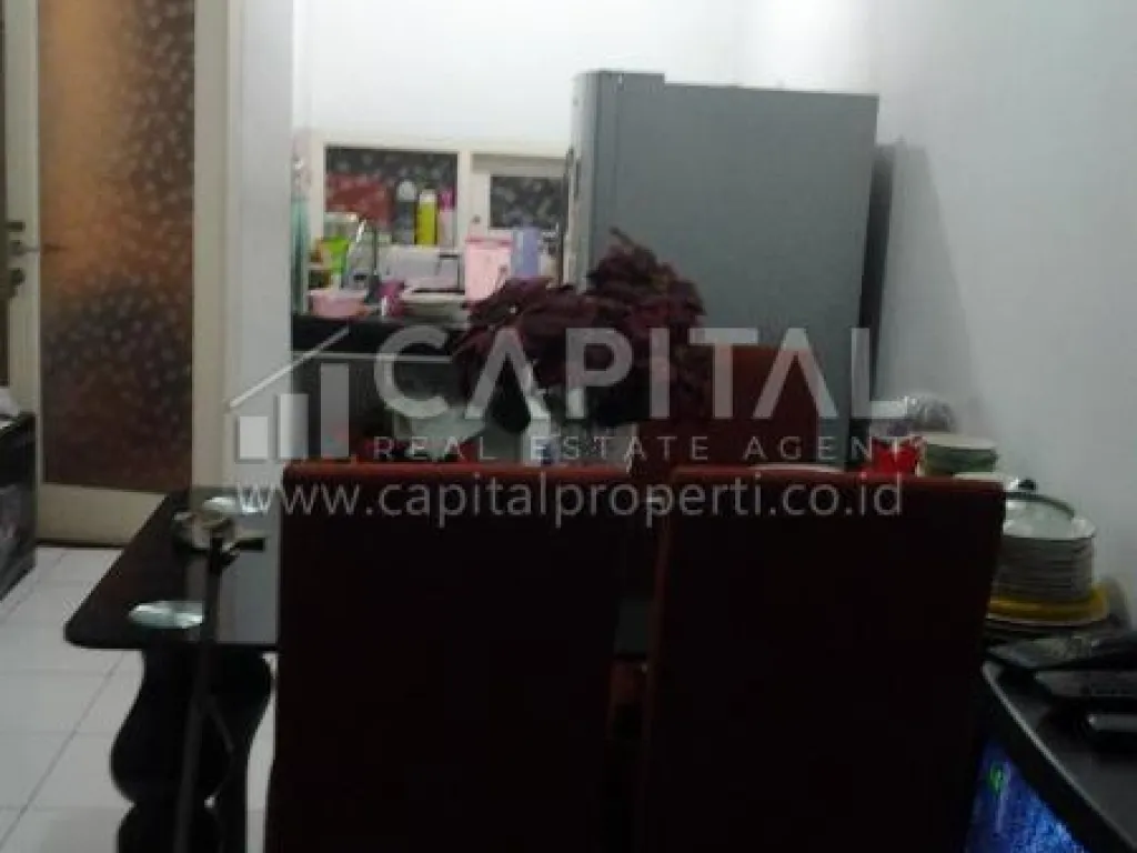 Jual cepat rumah 2 lantai di Istana Regency Sudirman Bandung | iklanova.com