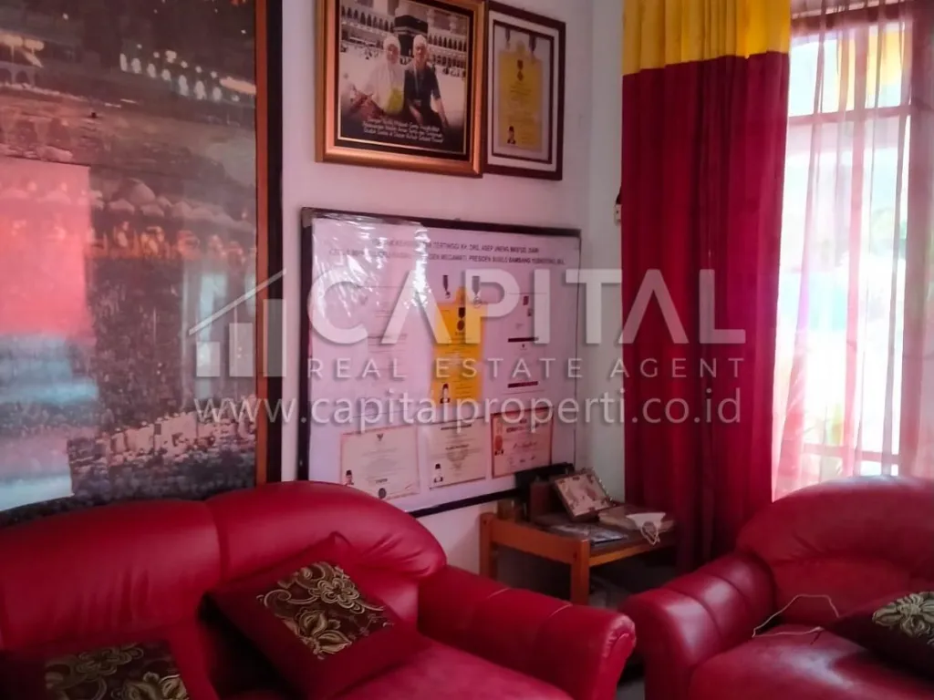 Jual cepat rumah 2.5 lantai siap huni di Sarimanis Sarijadi Bandung | iklanova.com