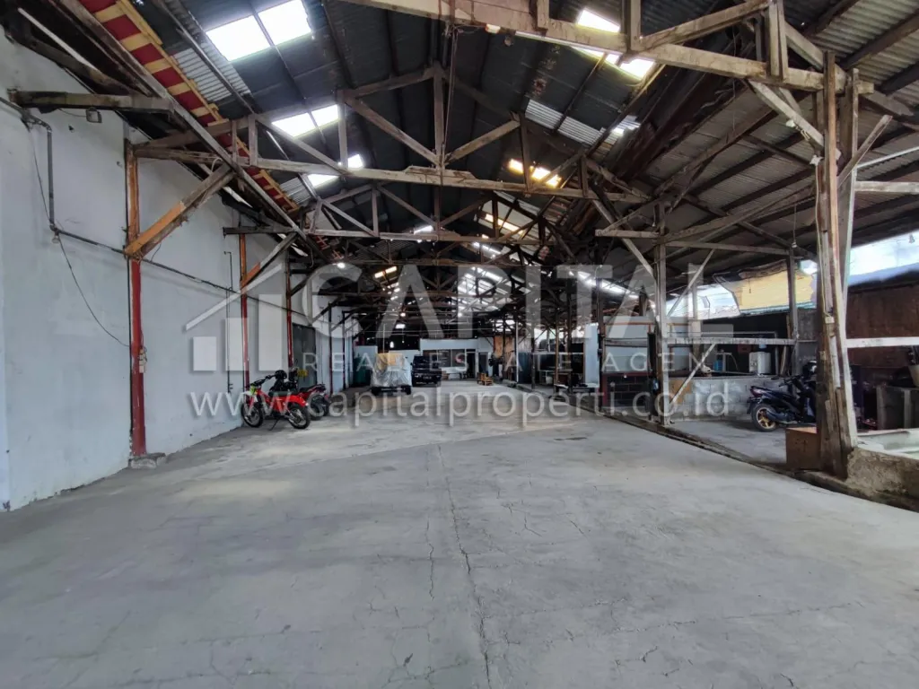 Jual gudang strategis di Padalarang Bandung | iklanova.com