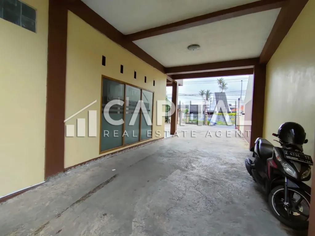 Jual hotel aktif 2 lantai dekat sekolah dan rumah sakit bersalin di Tasikmalaya | iklanova.com