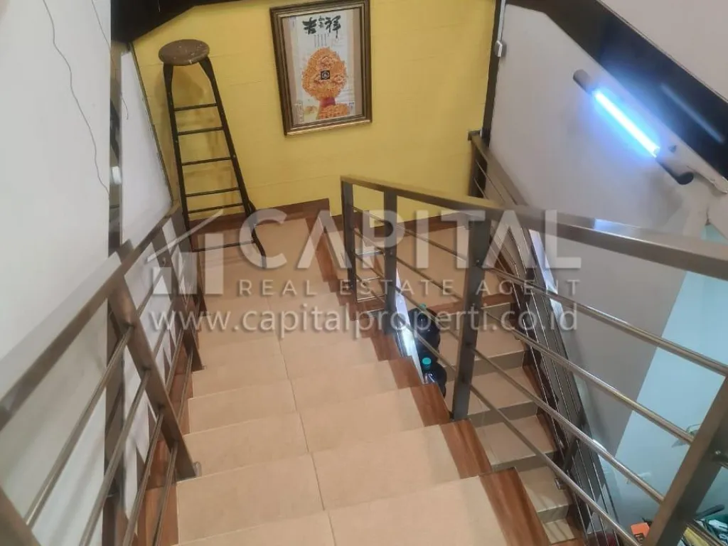 Jual ruko 3.5 lantai strategis di mainroad Jl. Peta Bandung | iklanova.com