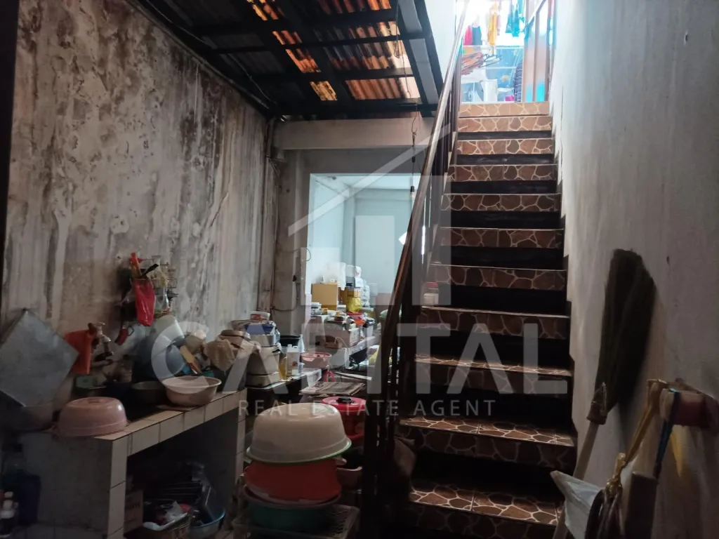 Jual rumah 1.5 lantai di Cipaku Bandung | iklanova.com