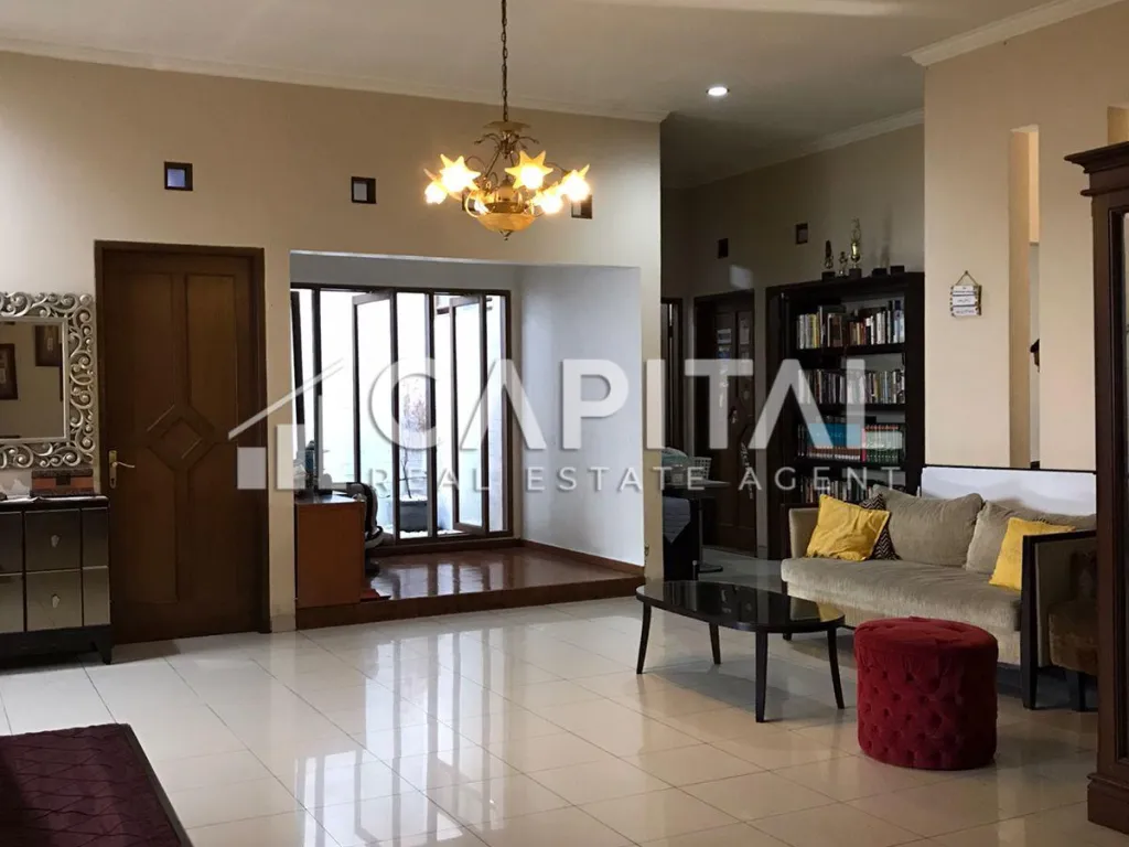 Jual rumah 1.5 lantai di cluster eksklusif Batununggal Bandung | iklanova.com