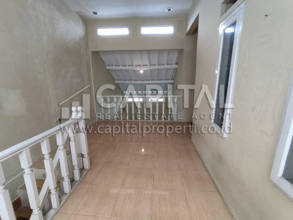 Jual rumah 1.5 lantai di Terusan Buahbatu dekat Tol Buahbatu dan Ciganitri Bandung | iklanova.com