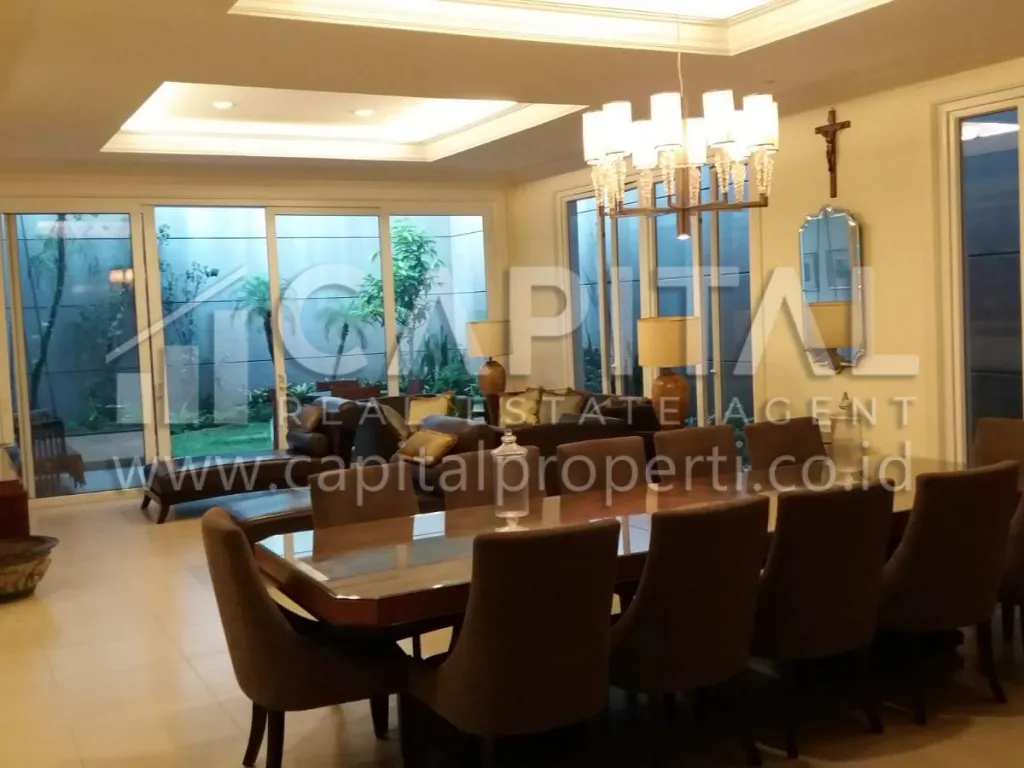 Jual rumah 2 lantai di Batununggal Indah Bandung Kota | iklanova.com