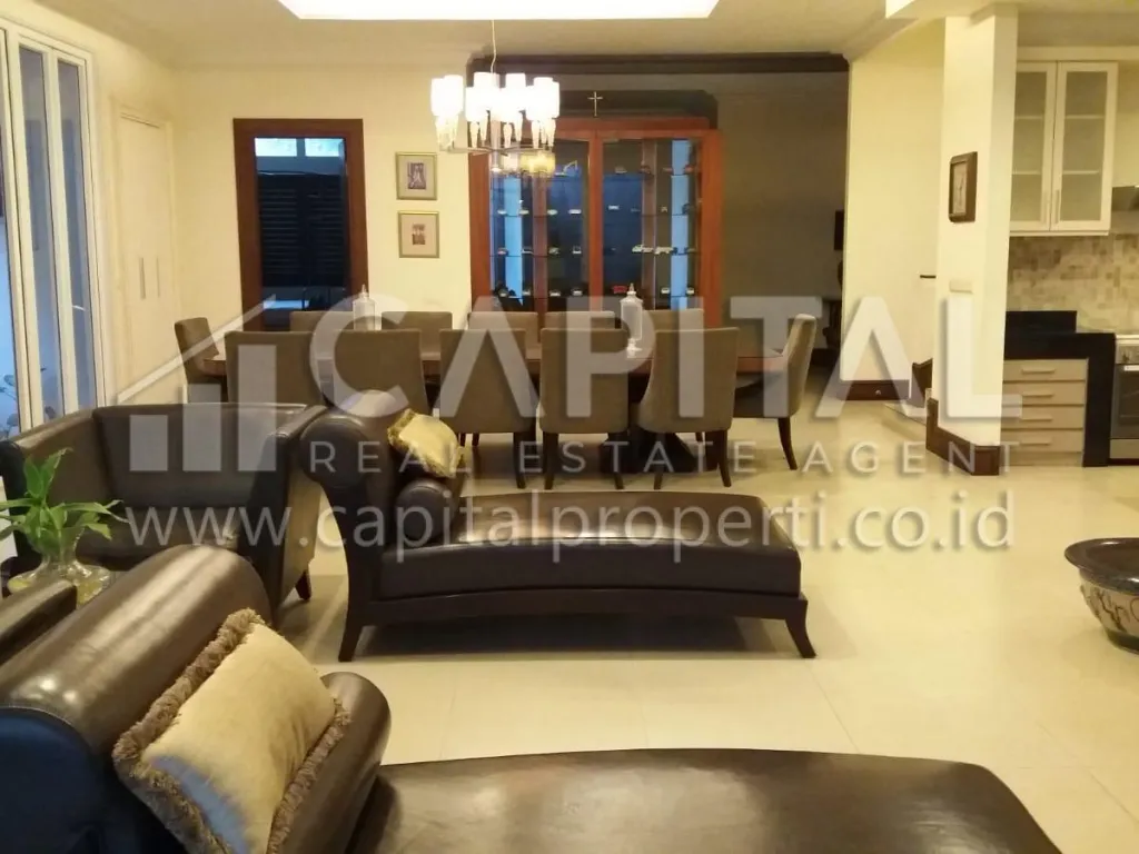 Jual rumah 2 lantai di Batununggal Indah Bandung Kota | iklanova.com