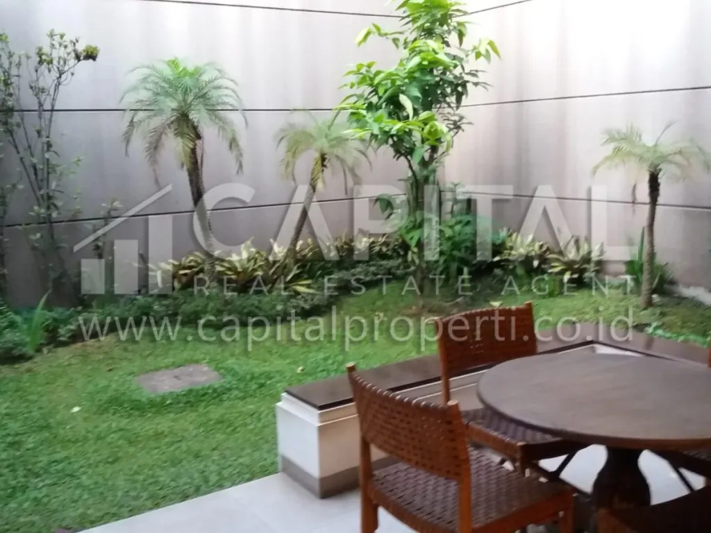 Jual rumah 2 lantai di Batununggal Indah Bandung Kota | iklanova.com