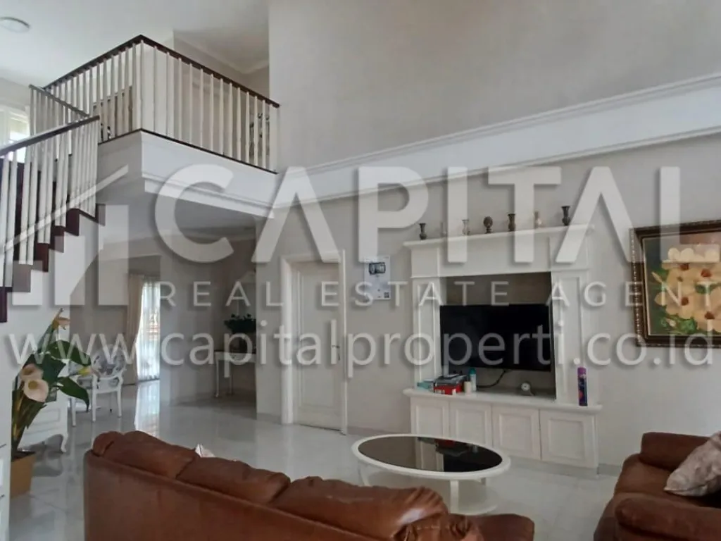 Jual rumah 2 lantai di Komplek Parahyangan Rumah Villa Bandung | iklanova.com