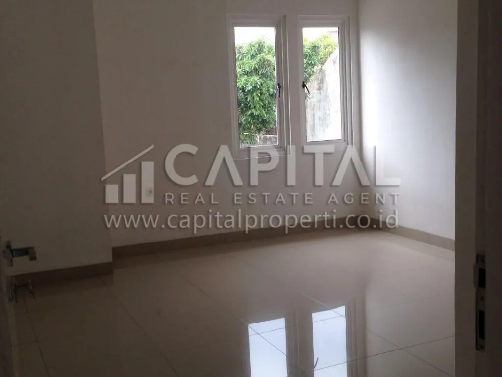 Jual rumah 2 lantai di Terusan Sutami Bandung | iklanova.com
