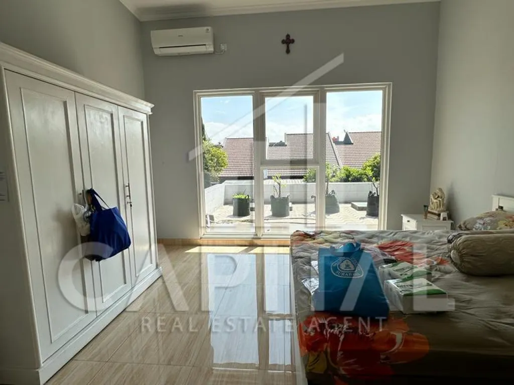 Jual rumah 2,5 lantai di Batununggal Bandung | iklanova.com