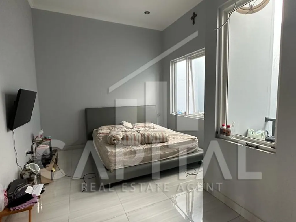 Jual rumah 2,5 lantai di Batununggal Bandung | iklanova.com