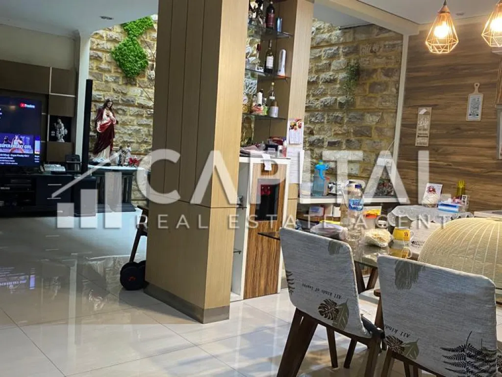 Jual rumah 2.5 lantai full furnished di Tulip Permai Estate Bandung | iklanova.com