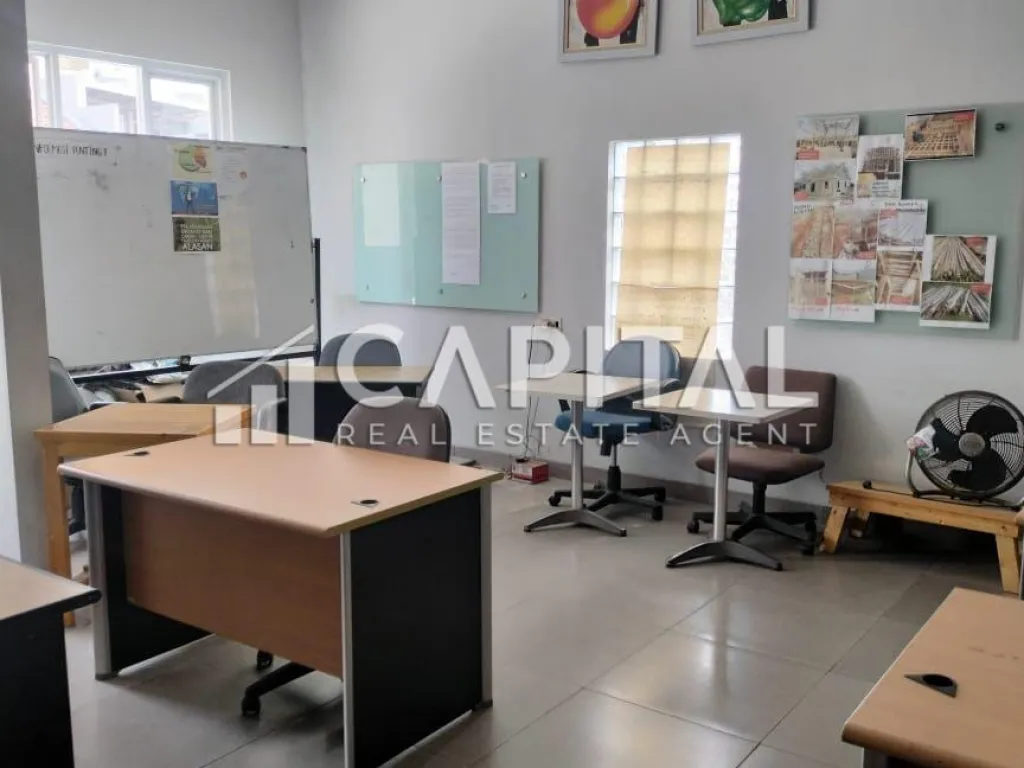 Jual rumah 4 lantai di Kelapa Gading Jakarta Utara | iklanova.com