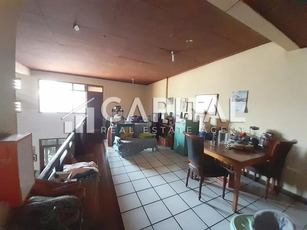 Jual rumah asri 2 lantai di sayap Ramdhan Bandung | iklanova.com