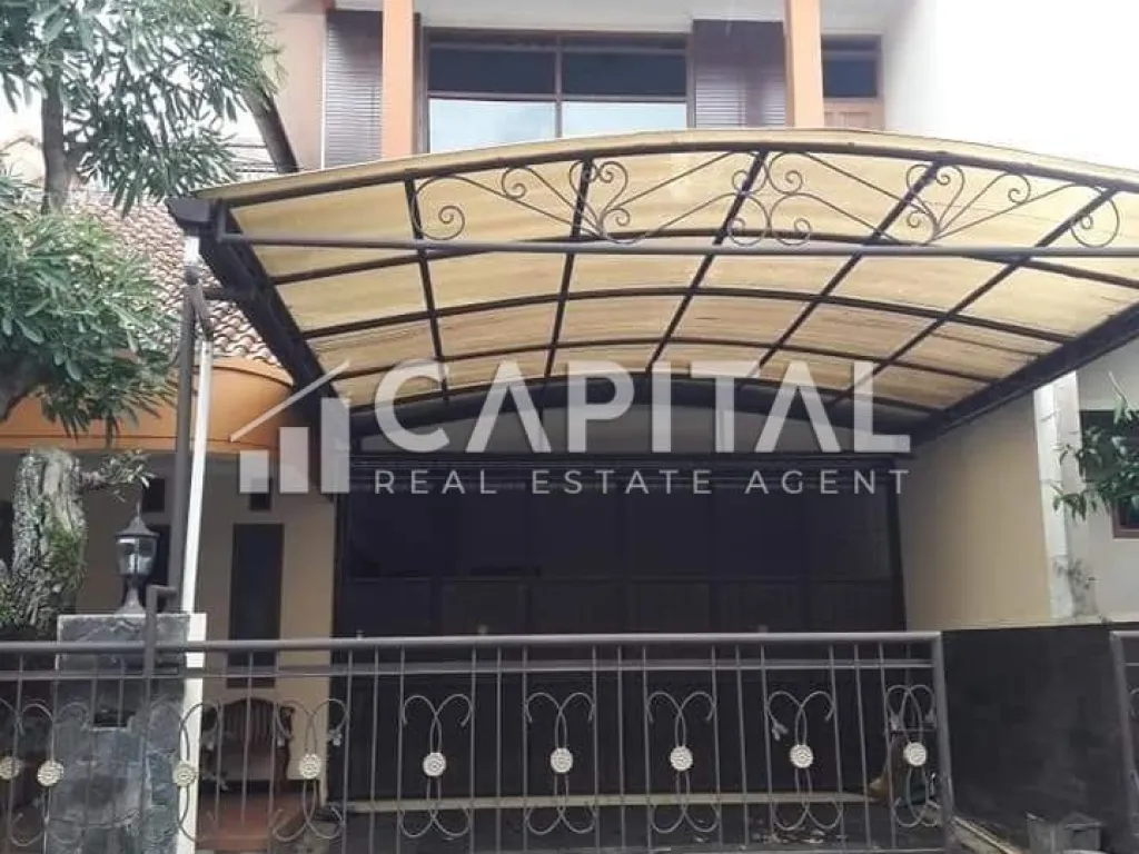 Jual rumah asri 2 lantai siap huni di sayap Setraduta Bandung | iklanova.com