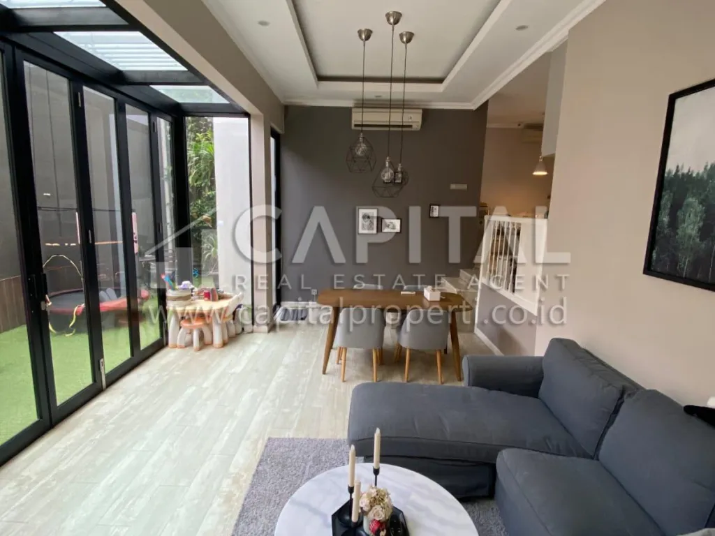 Jual rumah cantik furnished dan siap huni di Jagakarsa Jakarta Selatan | iklanova.com