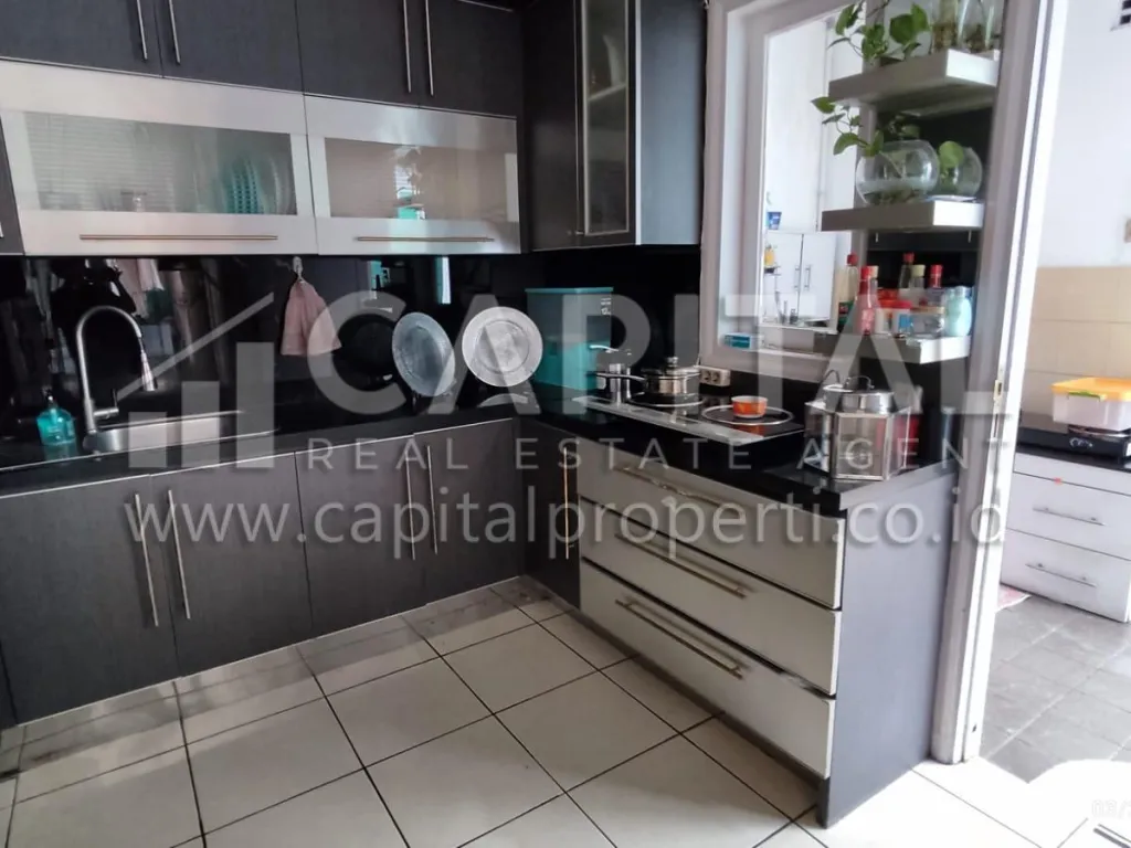 Jual rumah cozy di Tatar Pitaloka Kota Baru Parahyangan Bandung | iklanova.com