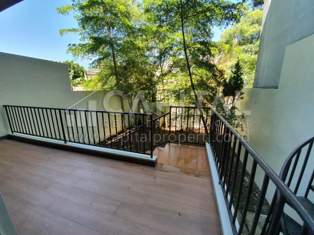 Jual rumah di Cisatu sayap Ciumbuleuit Bandung Kota | iklanova.com