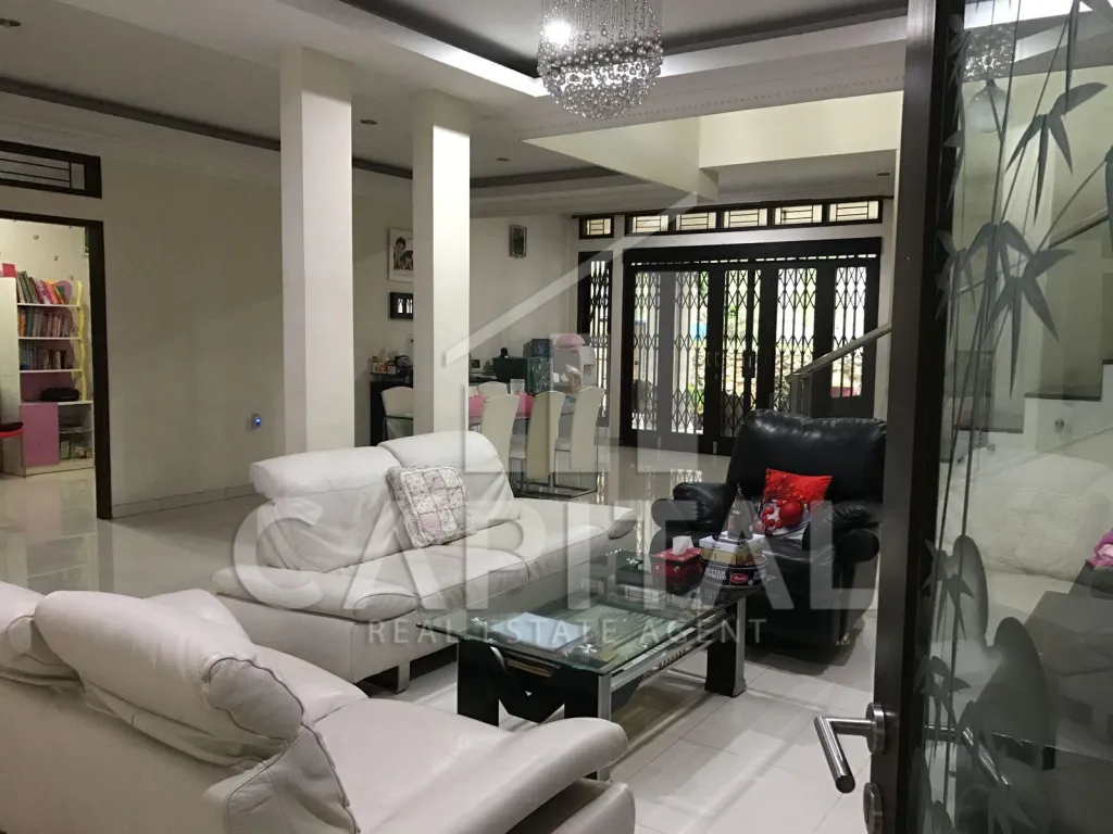 Jual rumah di Sukamulya Pasteur Bandung | iklanova.com