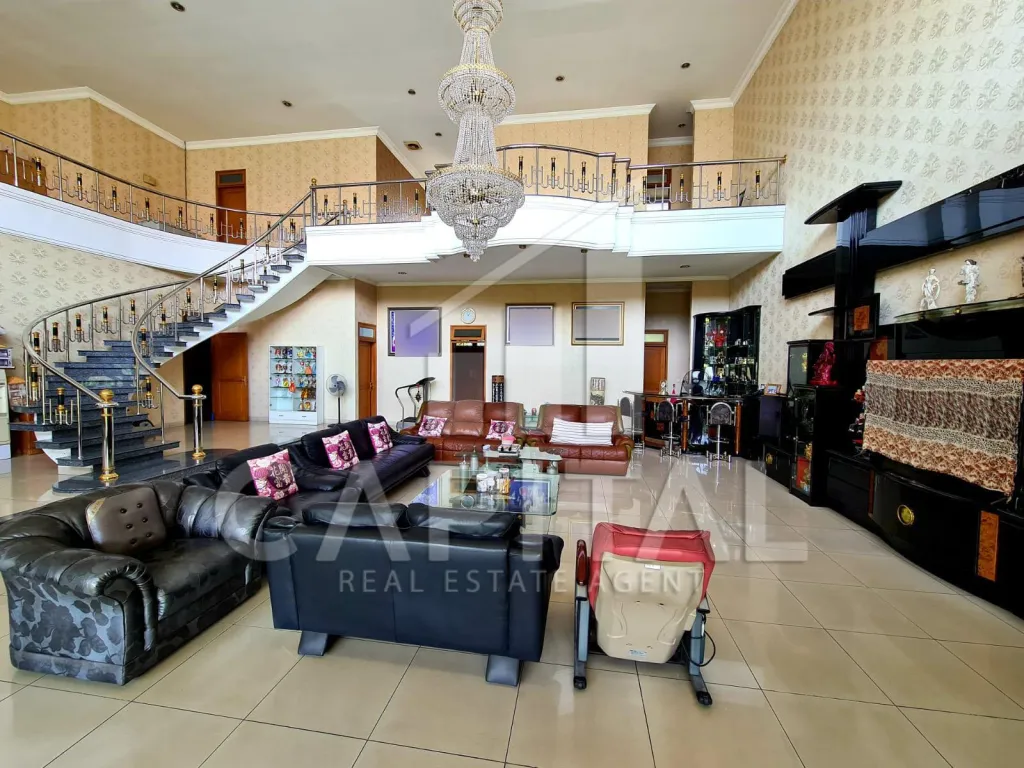 Jual rumah di Taman Sakura Soekarno Hatta Bandung | iklanova.com