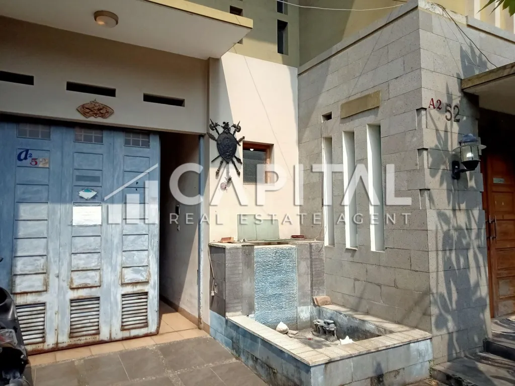 Jual rumah di TKI 3 Bandung | iklanova.com