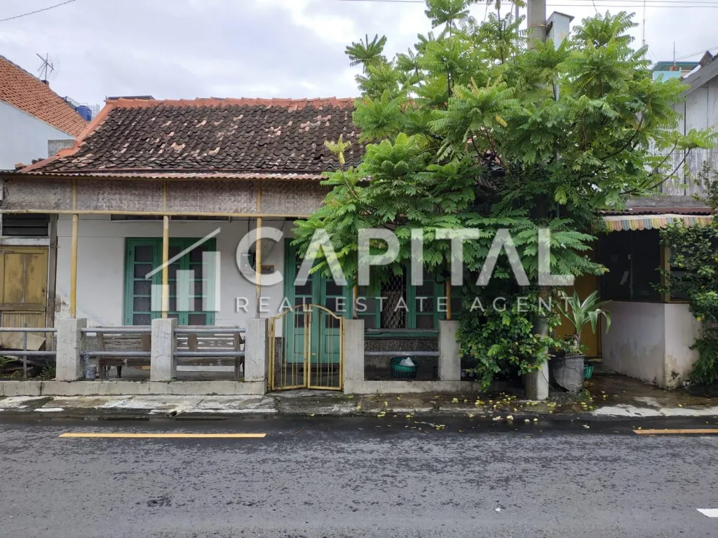 Jual rumah hitung tanah di tengah kota Yogyakarta | iklanova.com