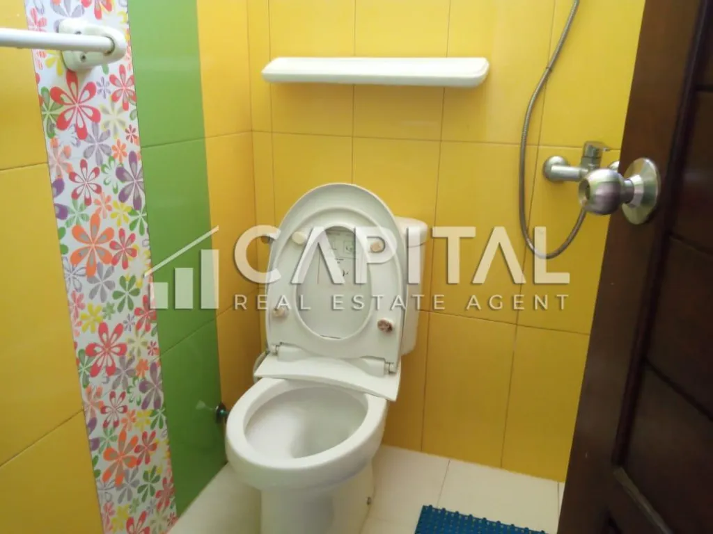 Jual rumah kost 3 lantai strategis di sayap Dago | iklanova.com