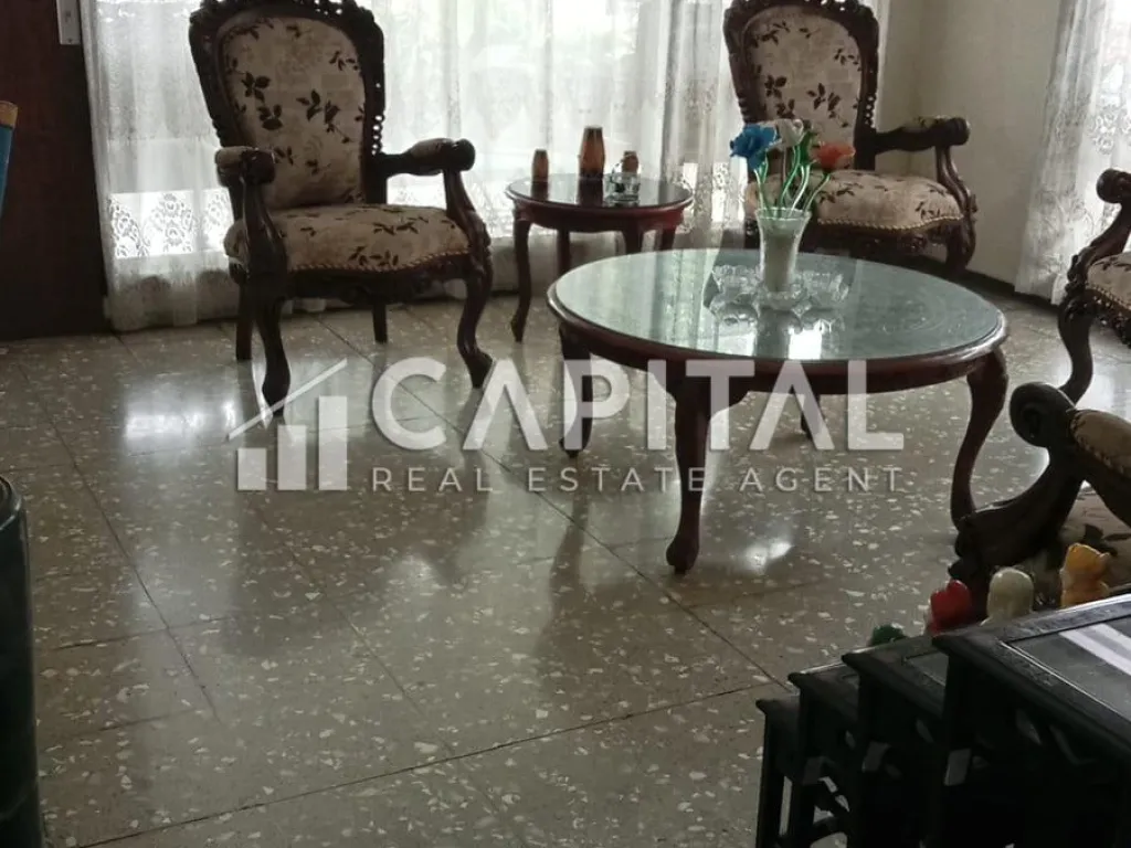 Jual rumah luas di Komplek Cendrawasih Cibeureum Bandung | iklanova.com