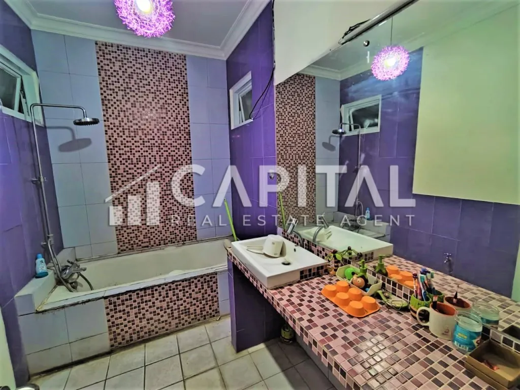 Jual rumah lux 2 lantai di kawasan elite Kemang Jakarta Selatan | iklanova.com