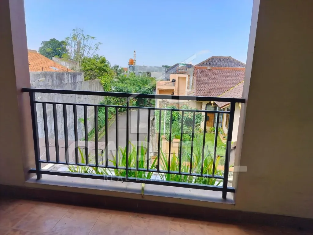 Jual rumah mewah di Gunung Batu Bandung | iklanova.com