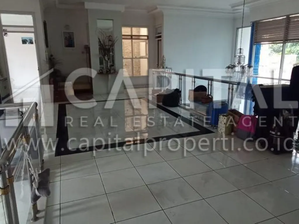 Jual rumah modern 2 lantai di Setra Indah Bandung | iklanova.com