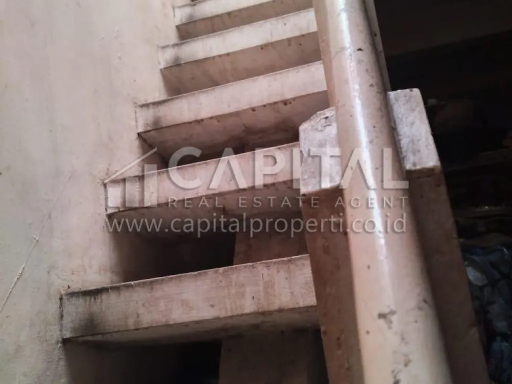 Jual rumah murah hitung tanah di lokasi strategis sayap Rajawali Bandung | iklanova.com