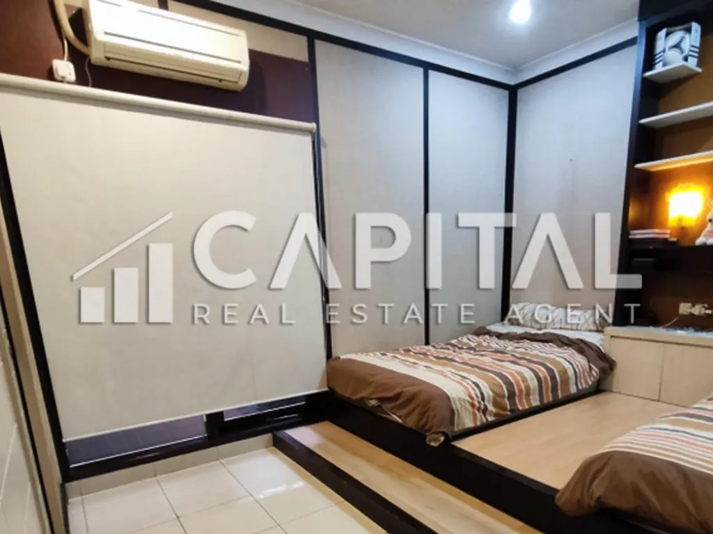 Jual rumah nyaman dan terawat di Singgasana Pradana Bandung | iklanova.com