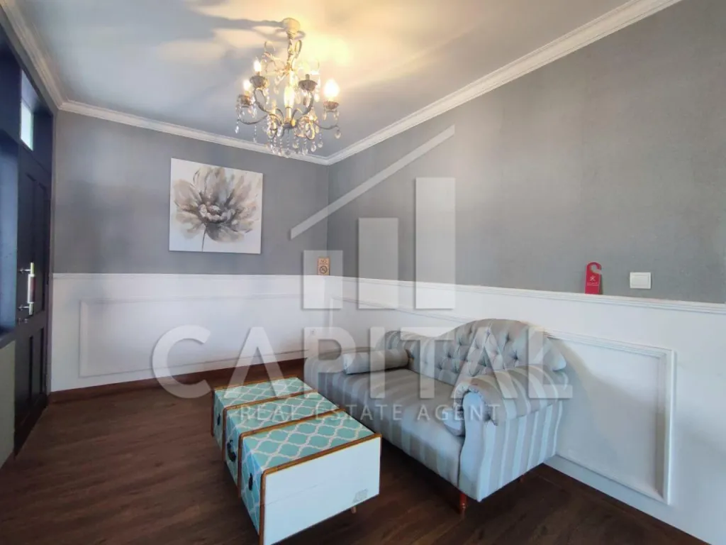 Jual rumah usaha di sayap Pasteur Bandung | iklanova.com