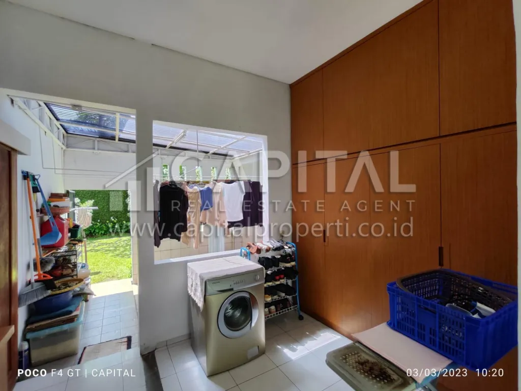 Jual rumah villa 2 lantai di Gegerkalong Permai Bandung | iklanova.com