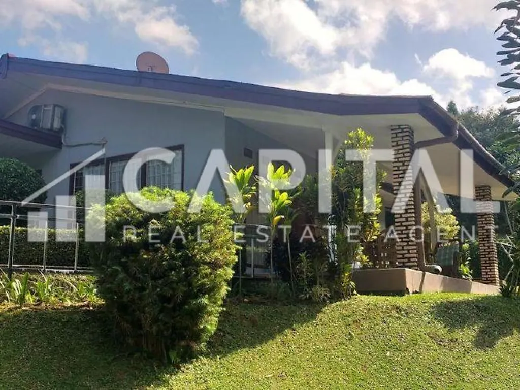 Jual villa dengan view cantik Gunung Pangrango di Cisarua Puncak | iklanova.com