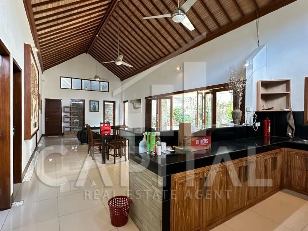 Jual villa di area Canggu Bali | iklanova.com