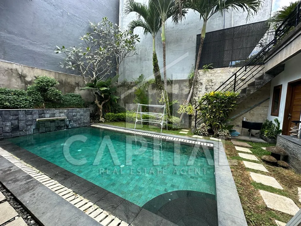 Jual villa di area Canggu Bali | iklanova.com