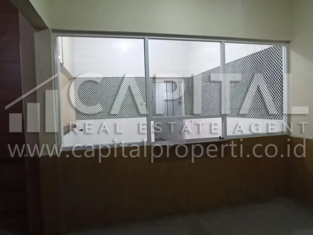 Jual/Sewa ruang usaha 1.5 lantai di mainroad Setiabudi Bandung | iklanova.com