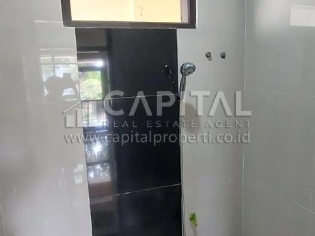 Jual/Sewa ruko 2 lantai siap huni di Kolonel Masturi Cimahi | iklanova.com