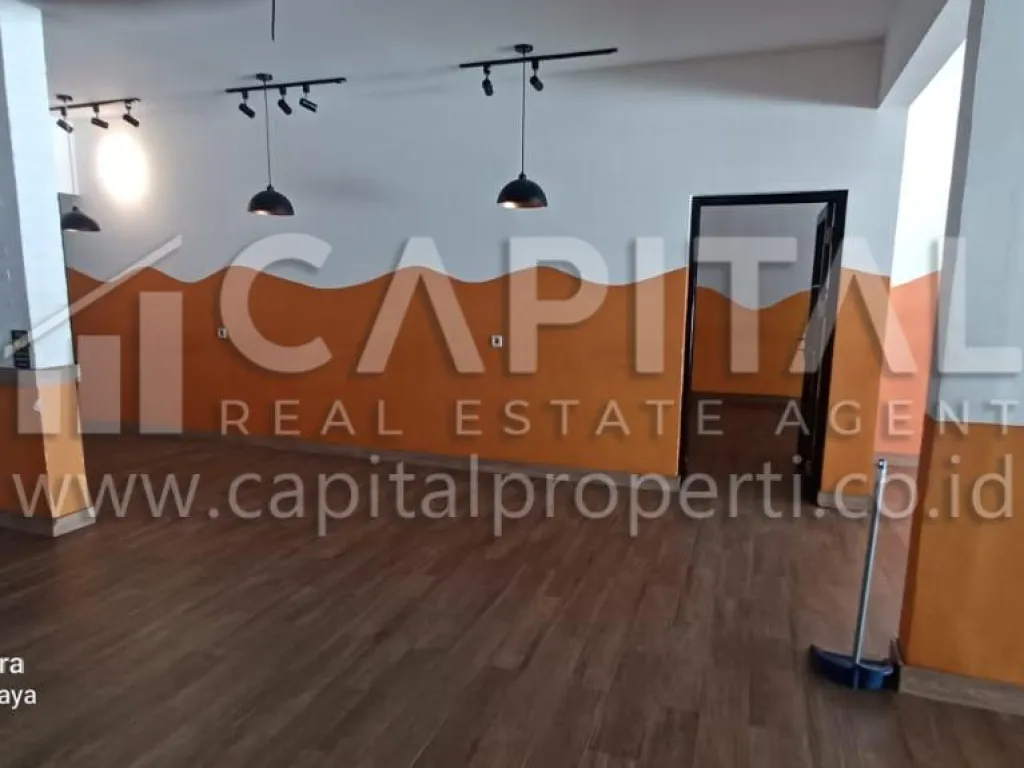 Sewa ruang usaha eks resto di lokasi strategis tengah Kota Bandung | iklanova.com