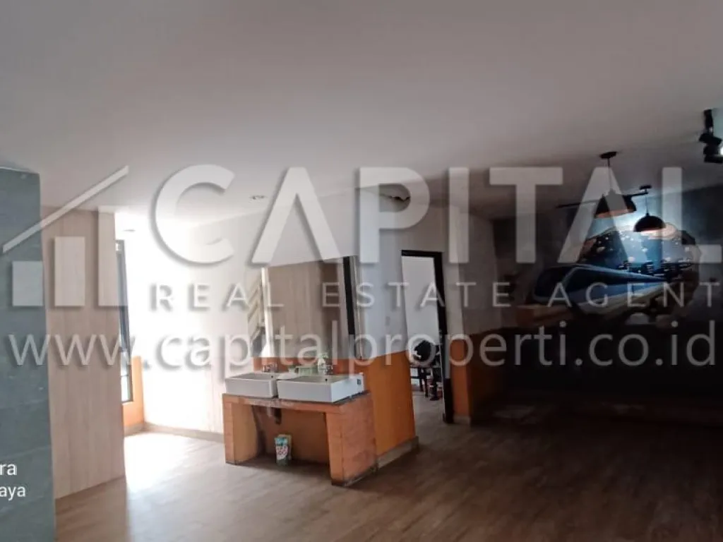 Sewa ruang usaha eks resto di lokasi strategis tengah Kota Bandung | iklanova.com