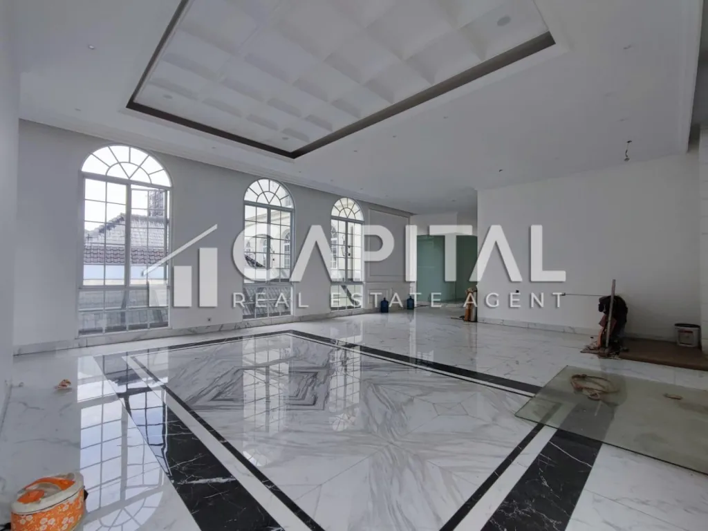 Sewa ruang usaha lux di Pasirkaliki Bandung | iklanova.com