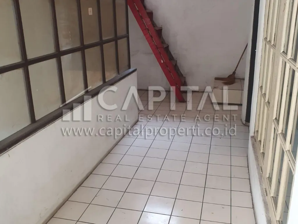 Sewa ruko strategis di Otista Bandung | iklanova.com